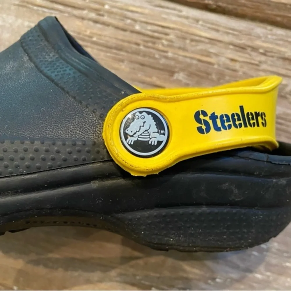 CROCS Black/Yellow Steeler’s Men’s 1 Women’s 3 Sling Back‎ Shoe